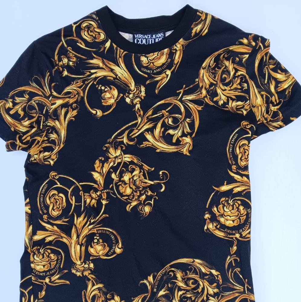 Versace Couture Tshirt for men Sz M